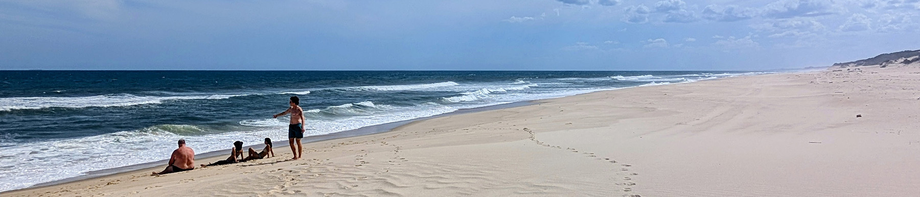 Remote beach in Calanga, Mozambique – Dune Beach Hostel